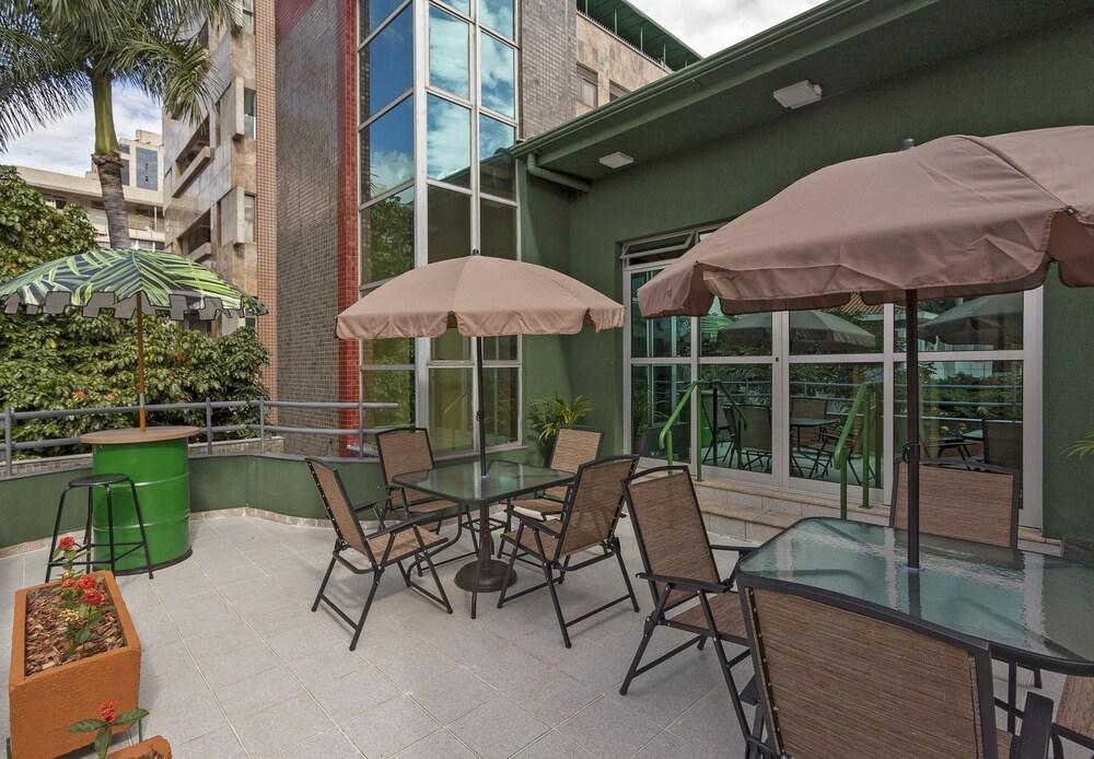 Br Hostel เบโลโอรีซอนชี ภายนอก รูปภาพ