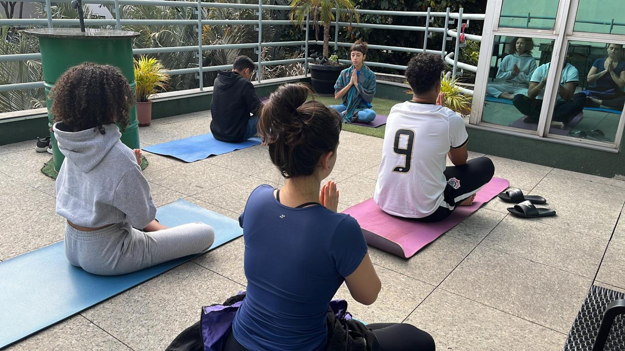 Br Hostel เบโลโอรีซอนชี ภายนอก รูปภาพ