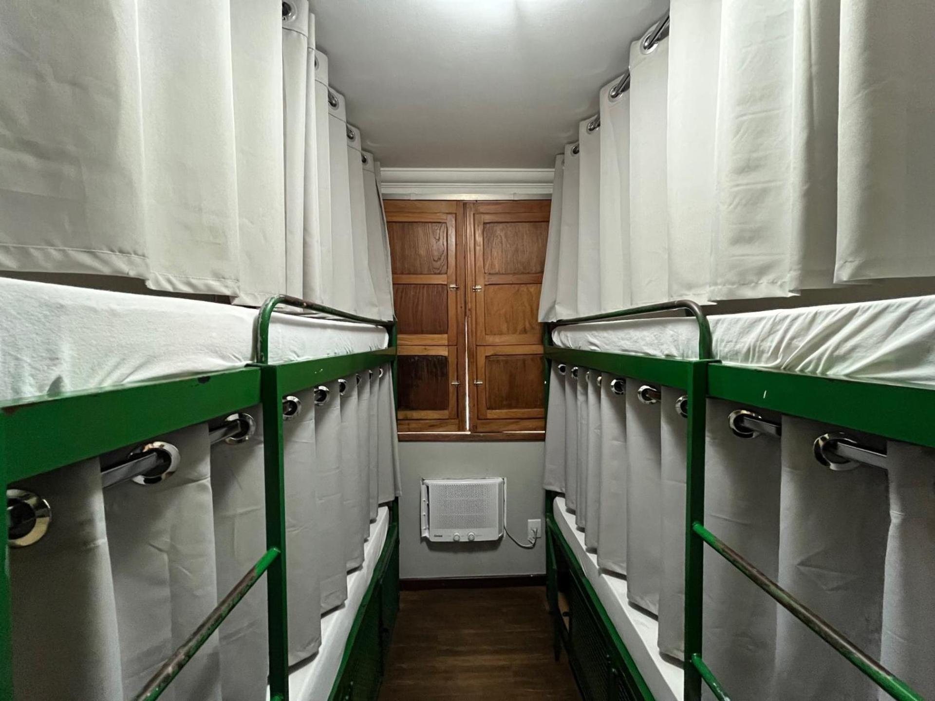 Br Hostel เบโลโอรีซอนชี ภายนอก รูปภาพ